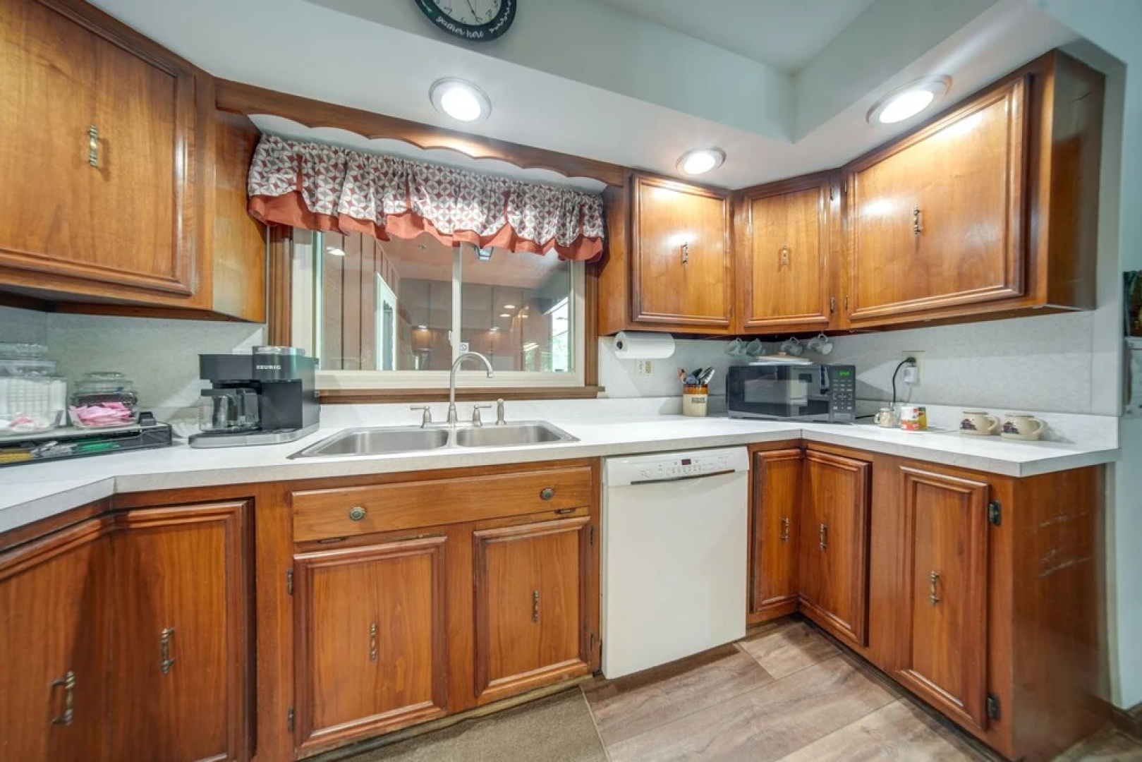 Lake Erie Getaway With Private Pool & Yard!