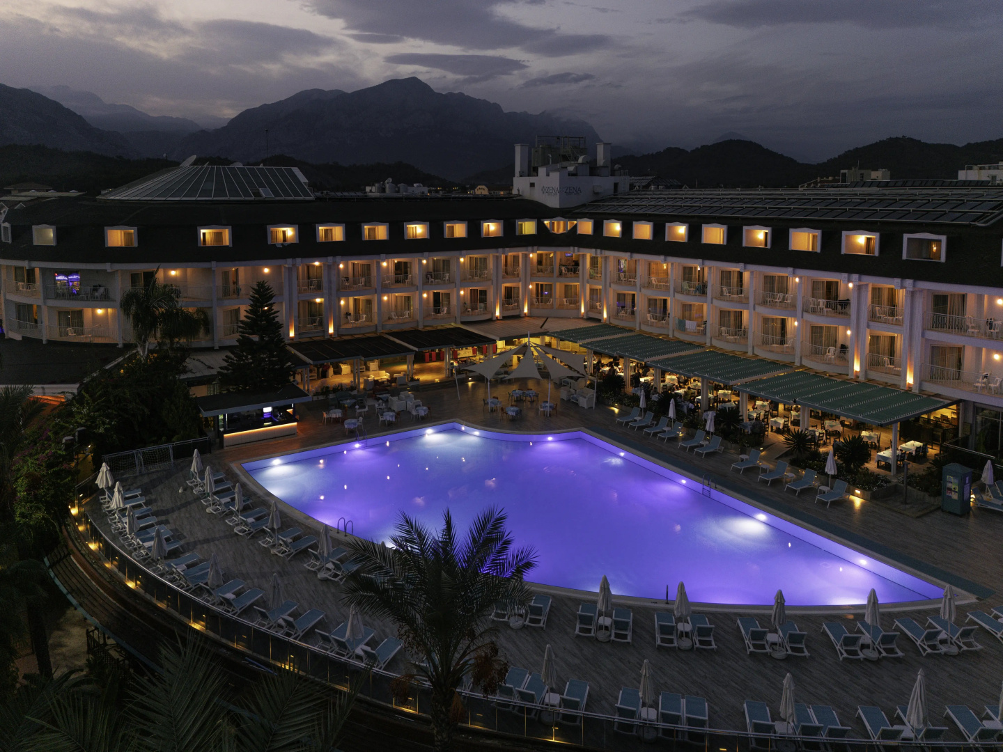 Zena Resort