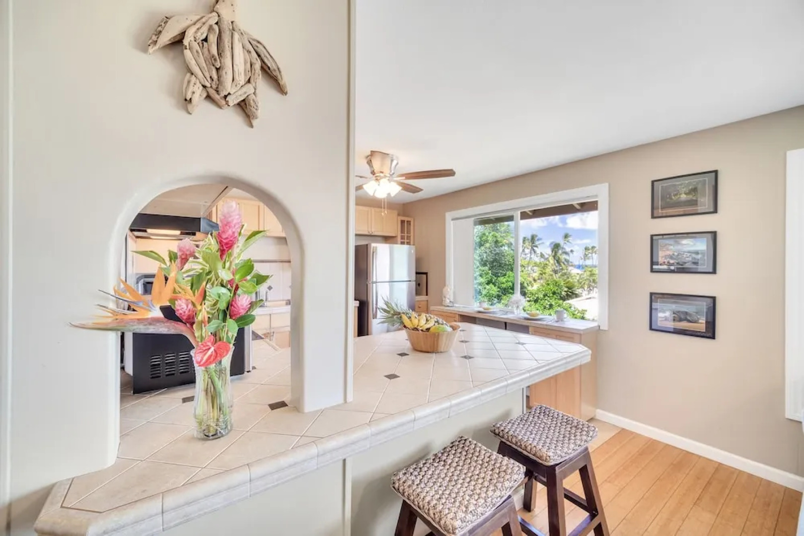 Hale Kahana'lu 2 Bedroom Condo by RedAwning