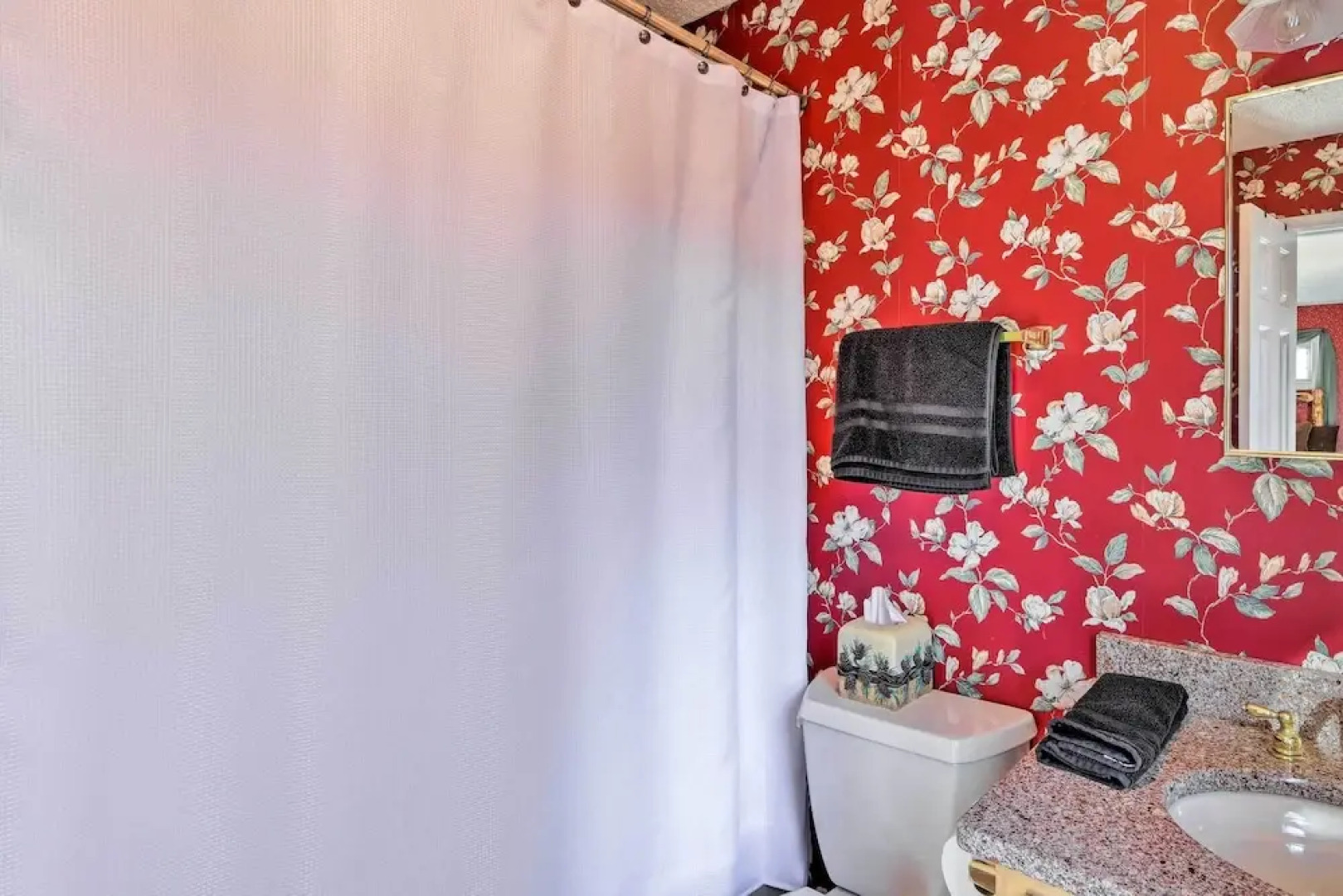 Hayesville Bungalow w/ Porch & Forest Views!