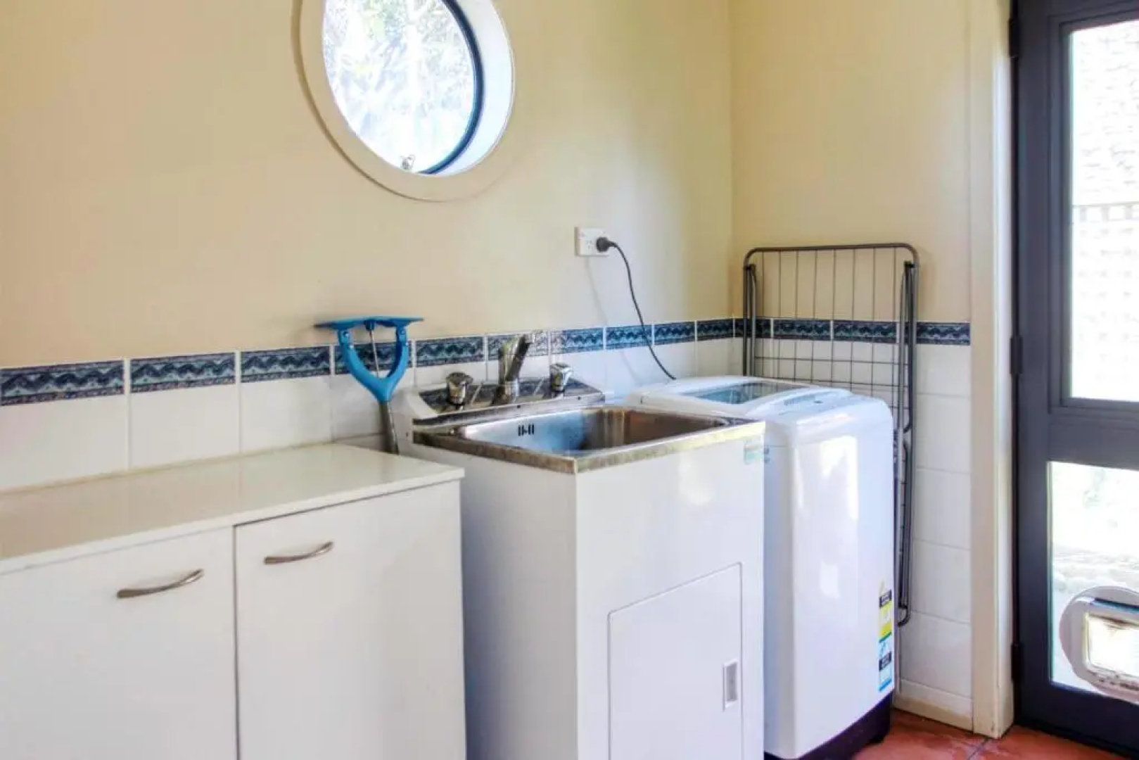 Tuhua Views - Waihi Beach Holiday Home
