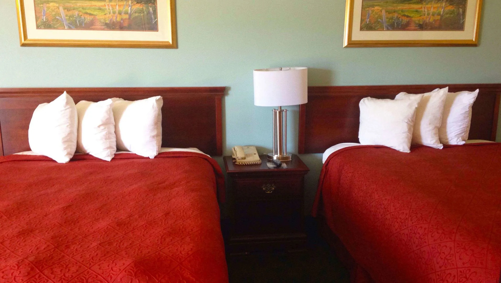 Econo Lodge Inn & Suites Ocean Springs - Biloxi