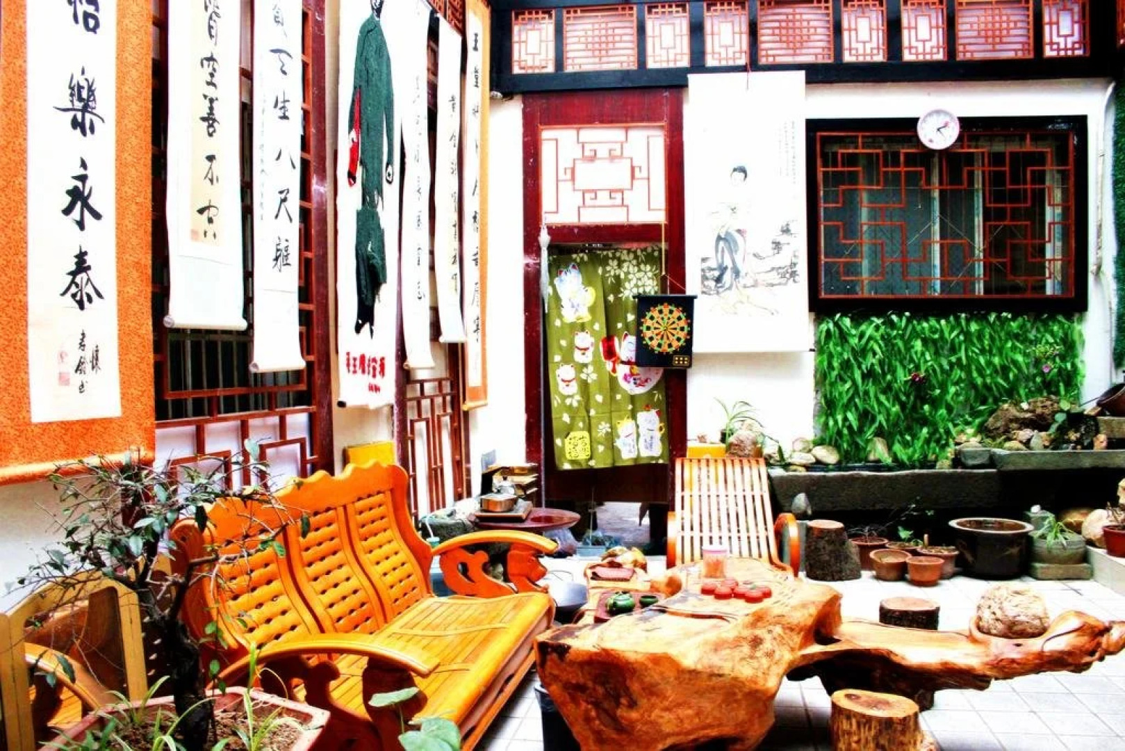 Wudangshan Tanluzhe Youth Hostel