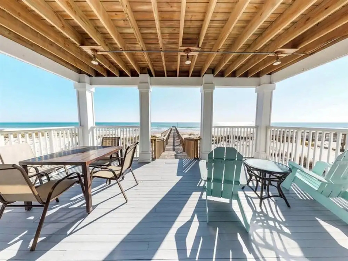 C-Glass by Meyer Vacation Rentals