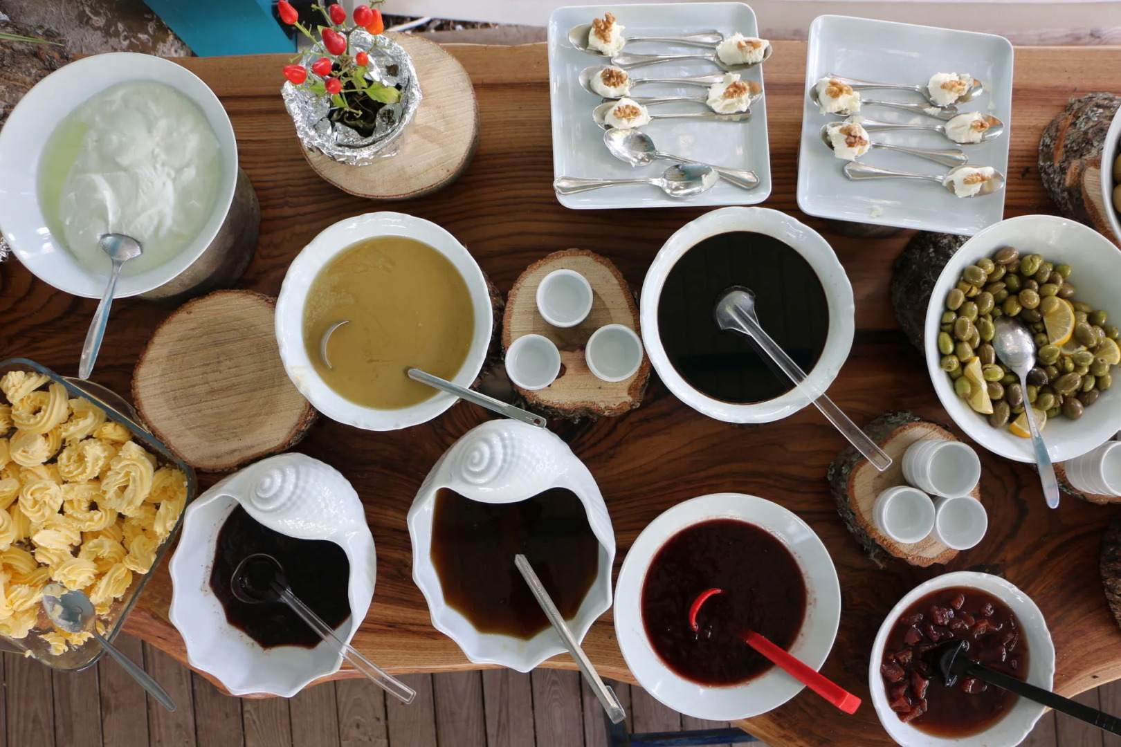 Kefi Beach and Suites