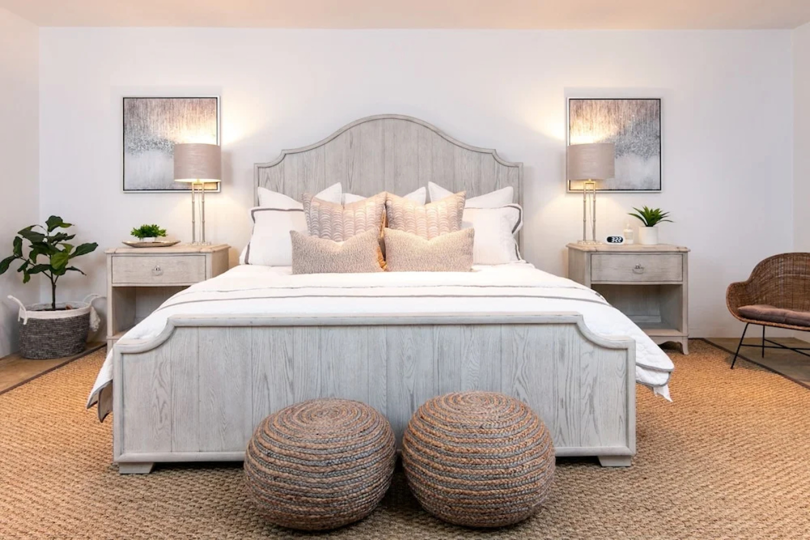 New Listing! Palatial Beachfront W/ Casita 6 Bedroom Home