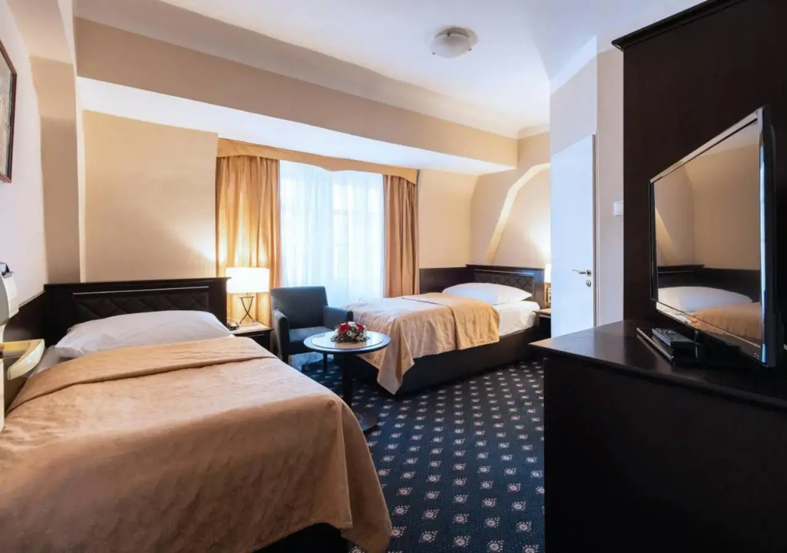 Pytloun Old Armoury Hotel Prague