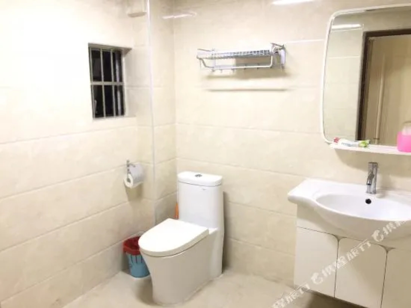 Ganzhou Uncle Li Youth Space Capsule