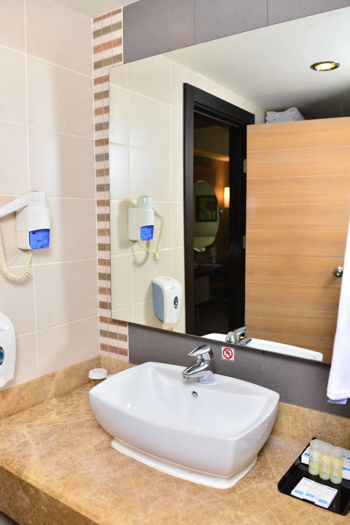 Long Beach Harmony Hotel & Spa