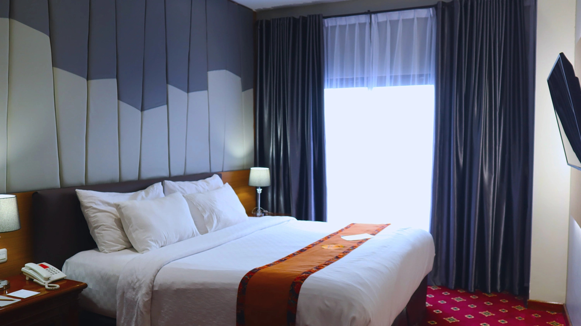 Grand Victoria Hotel