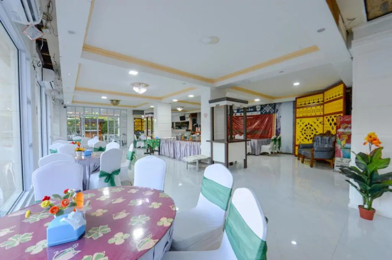 OYO 2487 Sampurna Jaya Hotel