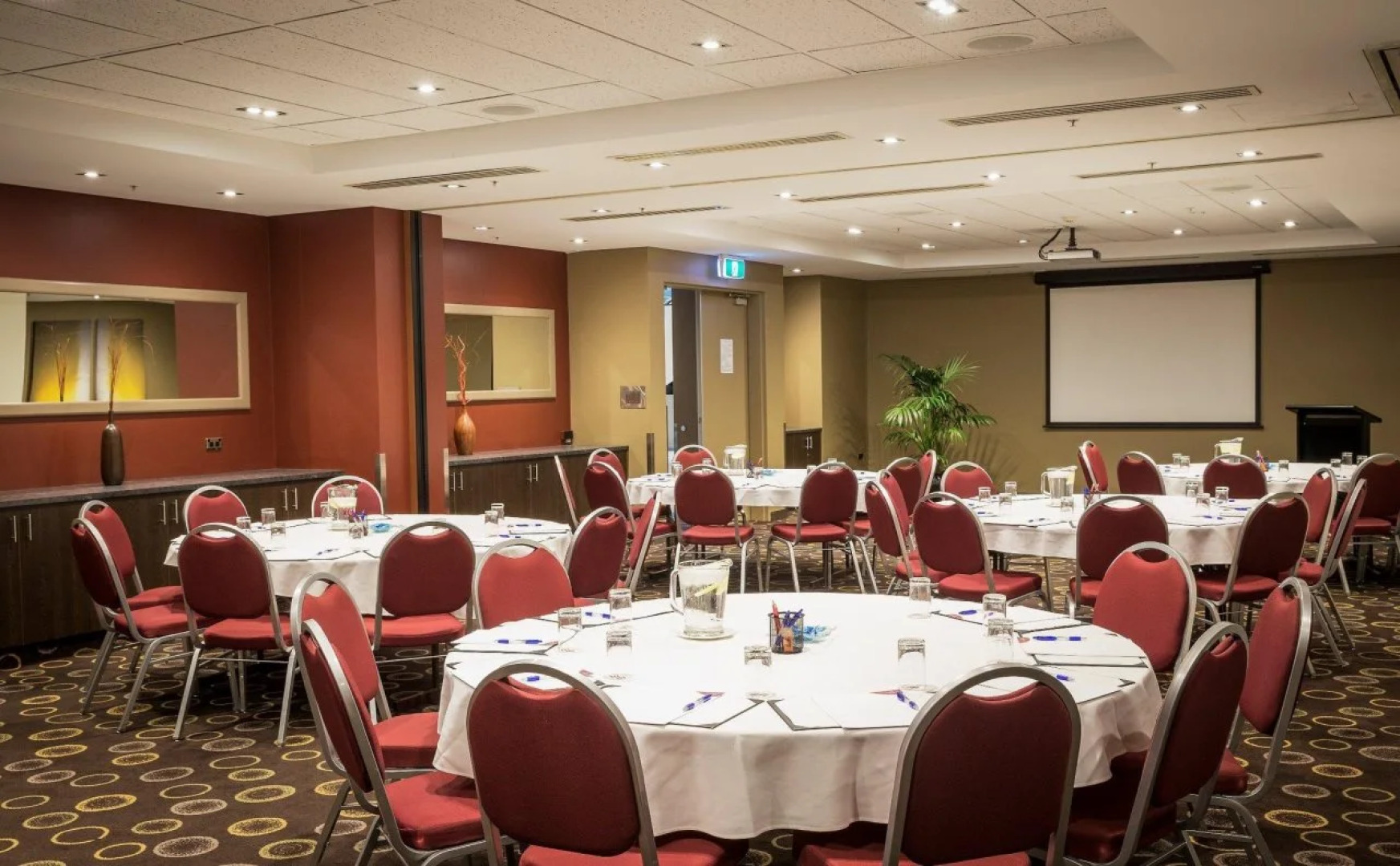 Crowne Plaza Canberra by IHG
