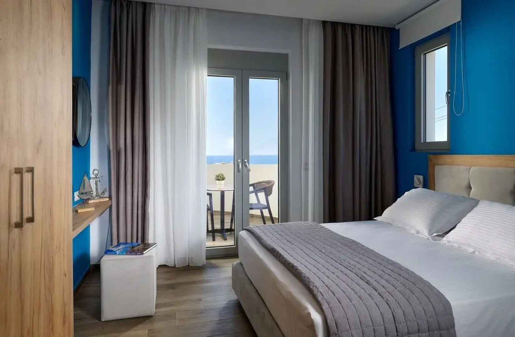 Theasea Stylish Residences