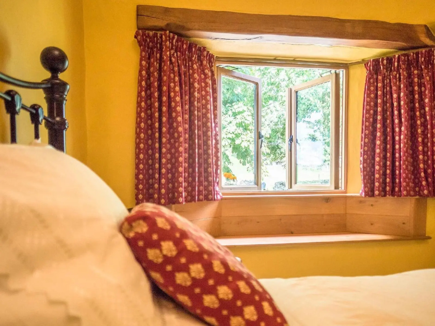 The Wayside and Whisky Barn