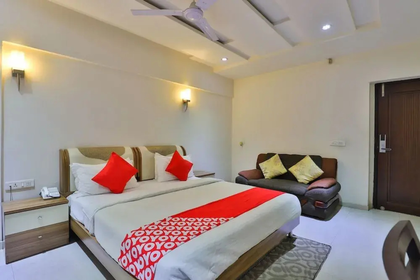 OYO 23180 Patel Ni Motel