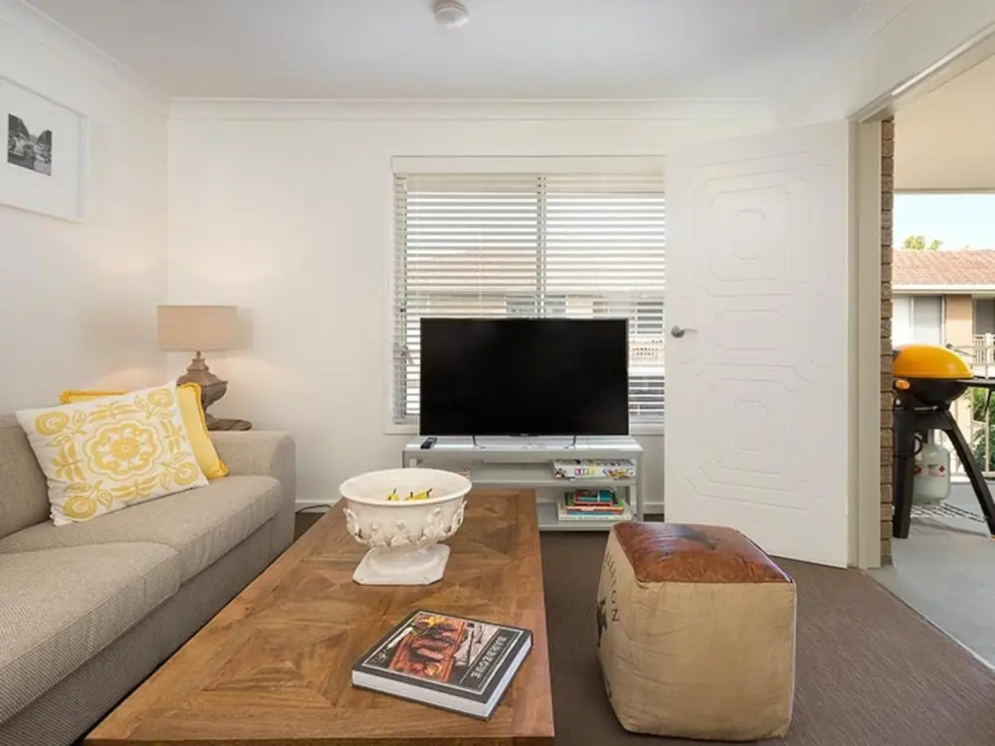 Living in Luxury - Central & Sophisticated