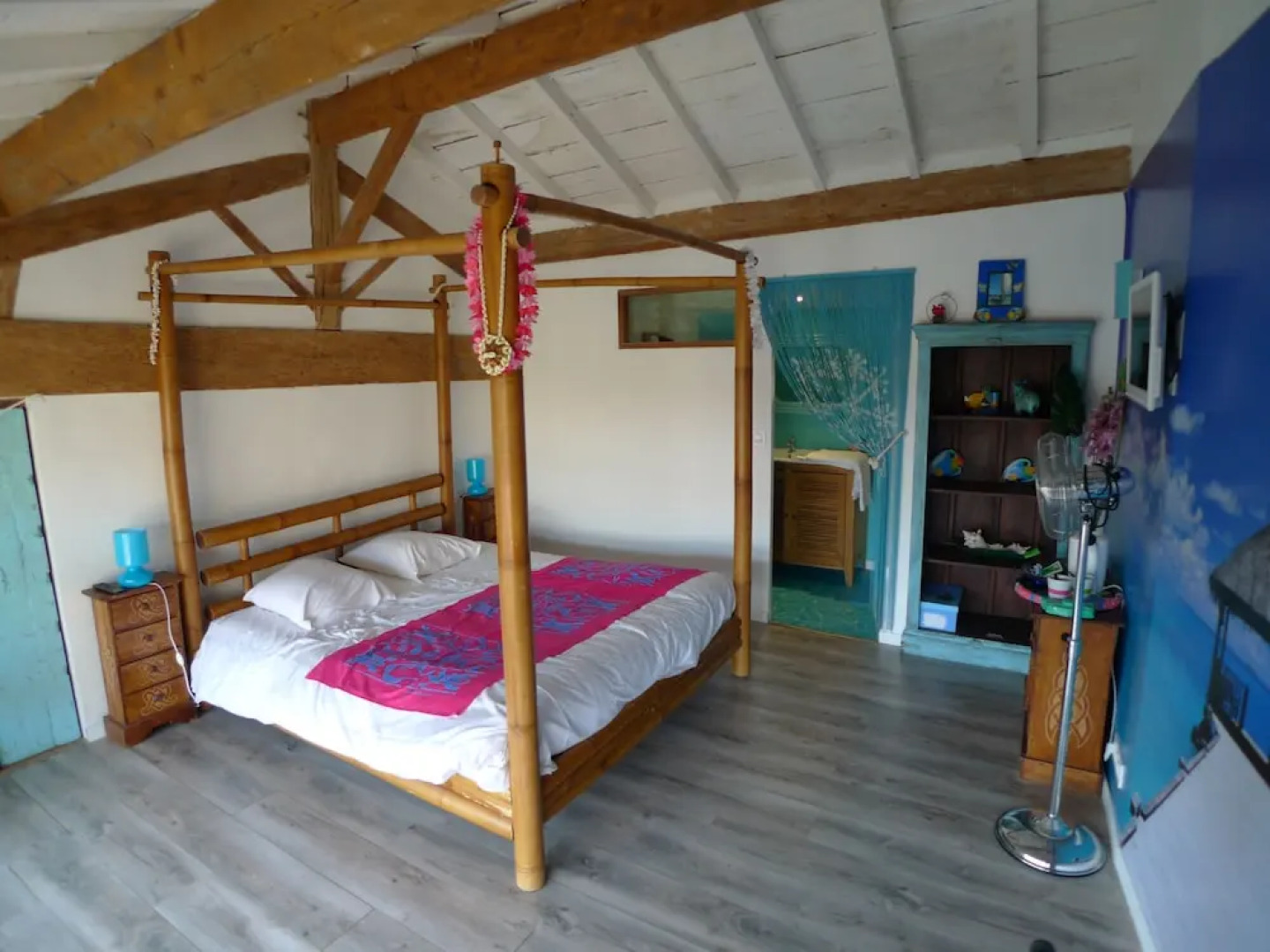 La Maison des Copains