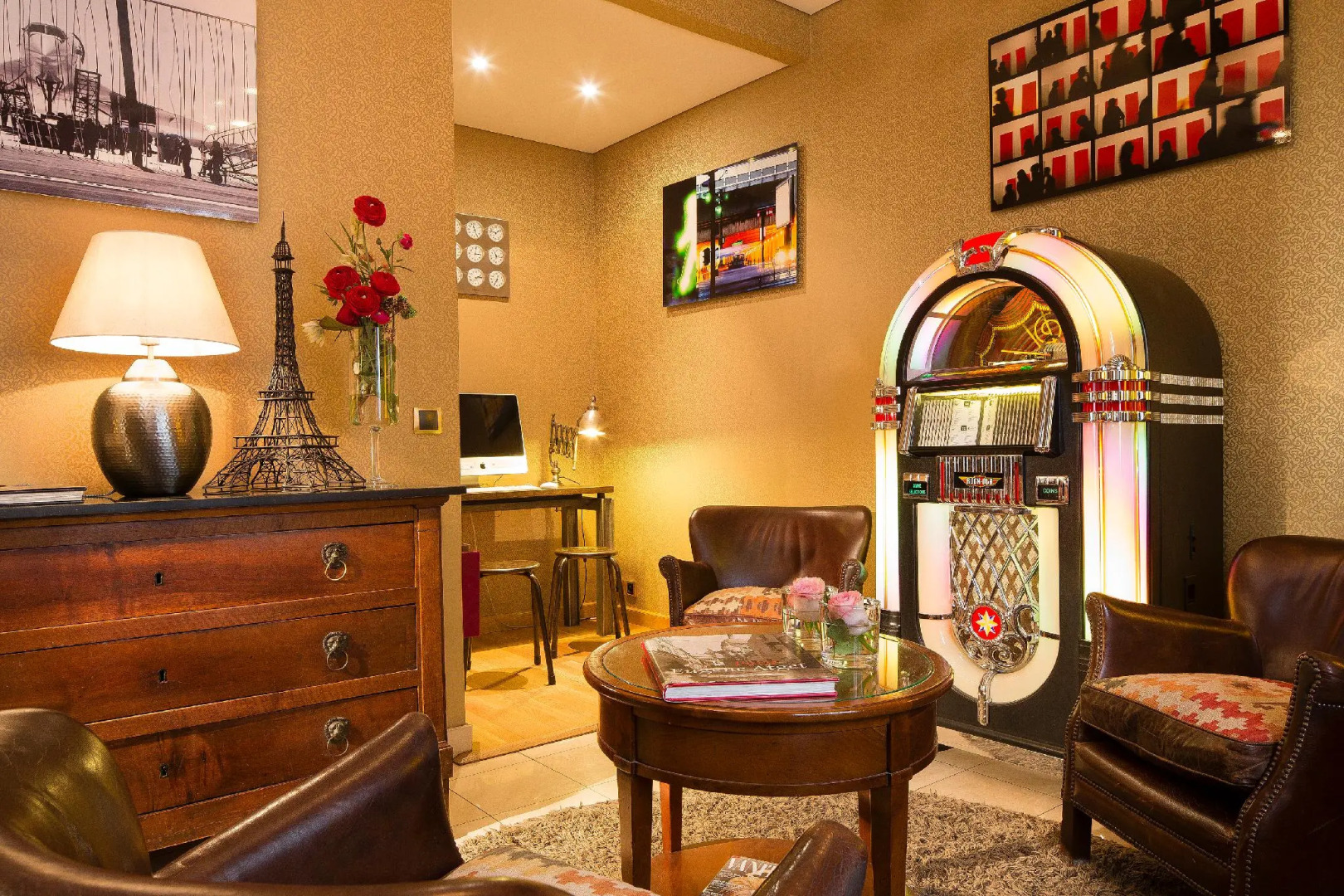 Hotel Des Arts Paris Montmartre