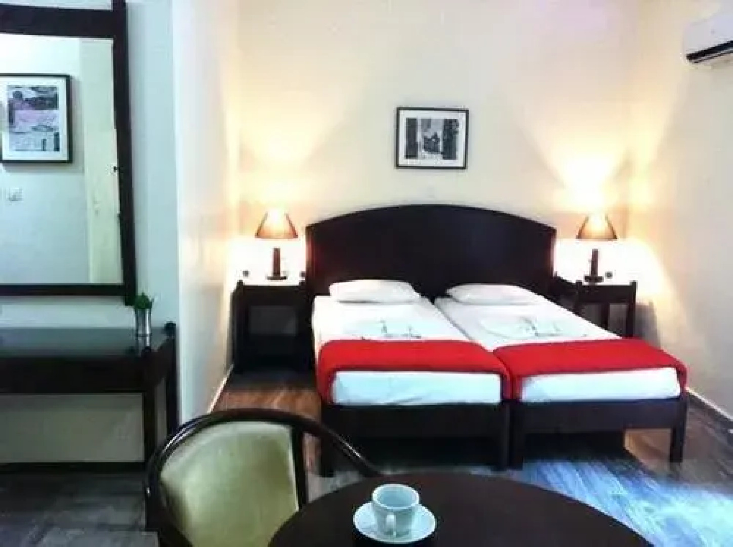 Kalamaki Mare Suites