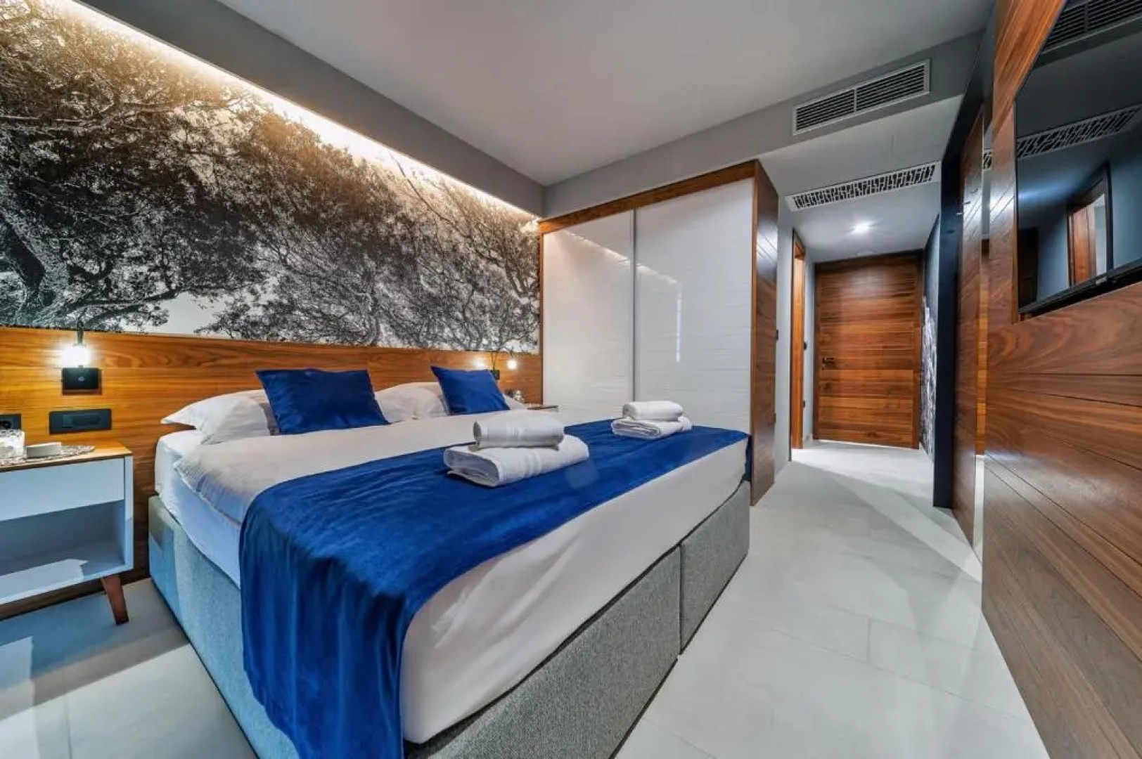 Luxury Villa Delight I Promajna with pool, gym, sauna and jacuzzi