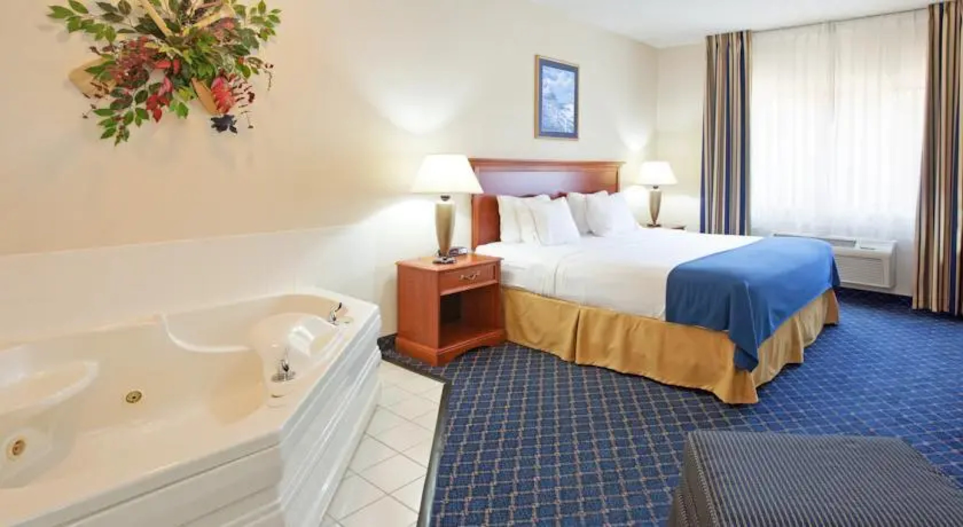 Holiday Inn Express LAPORTE