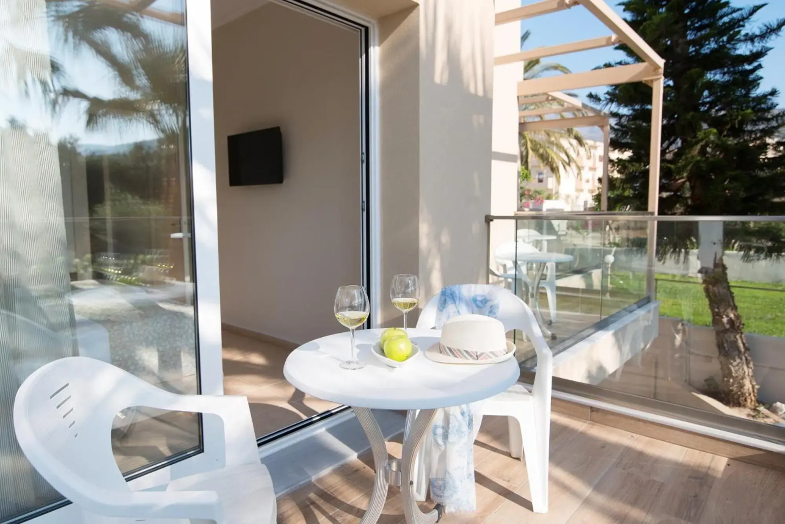 Blue Sky Apartments Malia