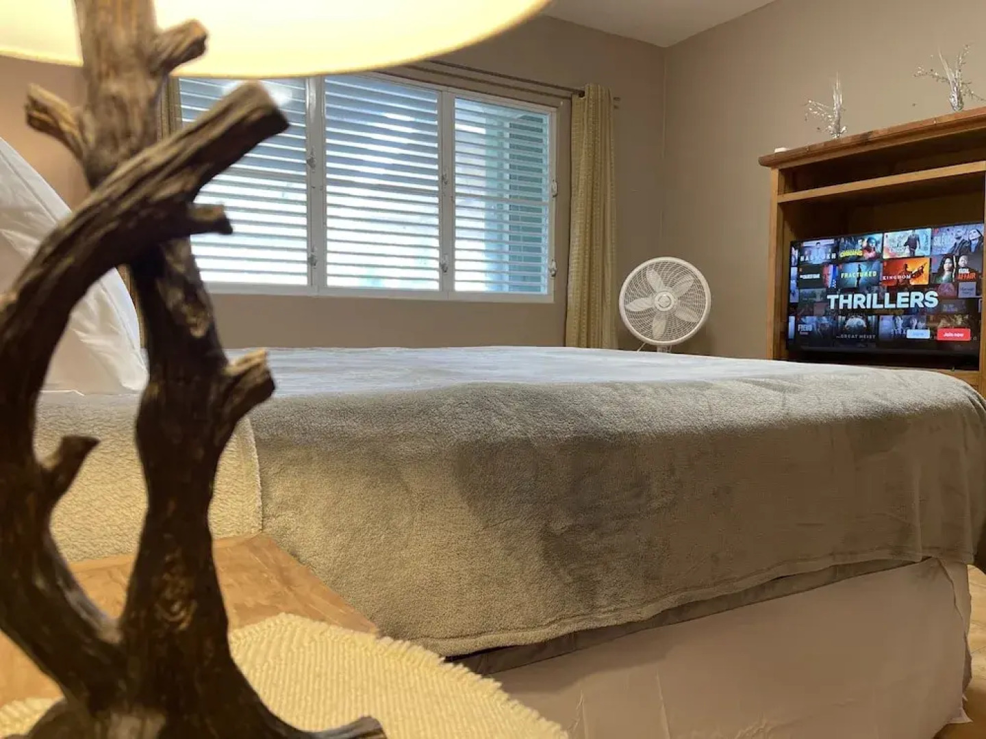 Beach condo with Pool and Ocean View