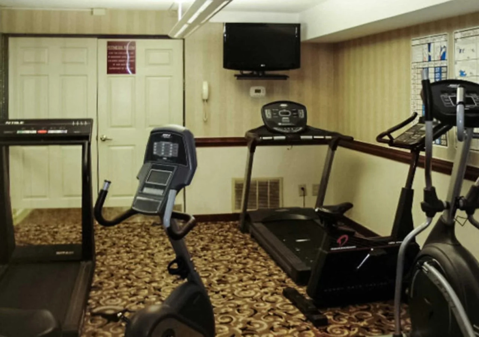 Days Hotel by Wyndham Williamsburg I-64