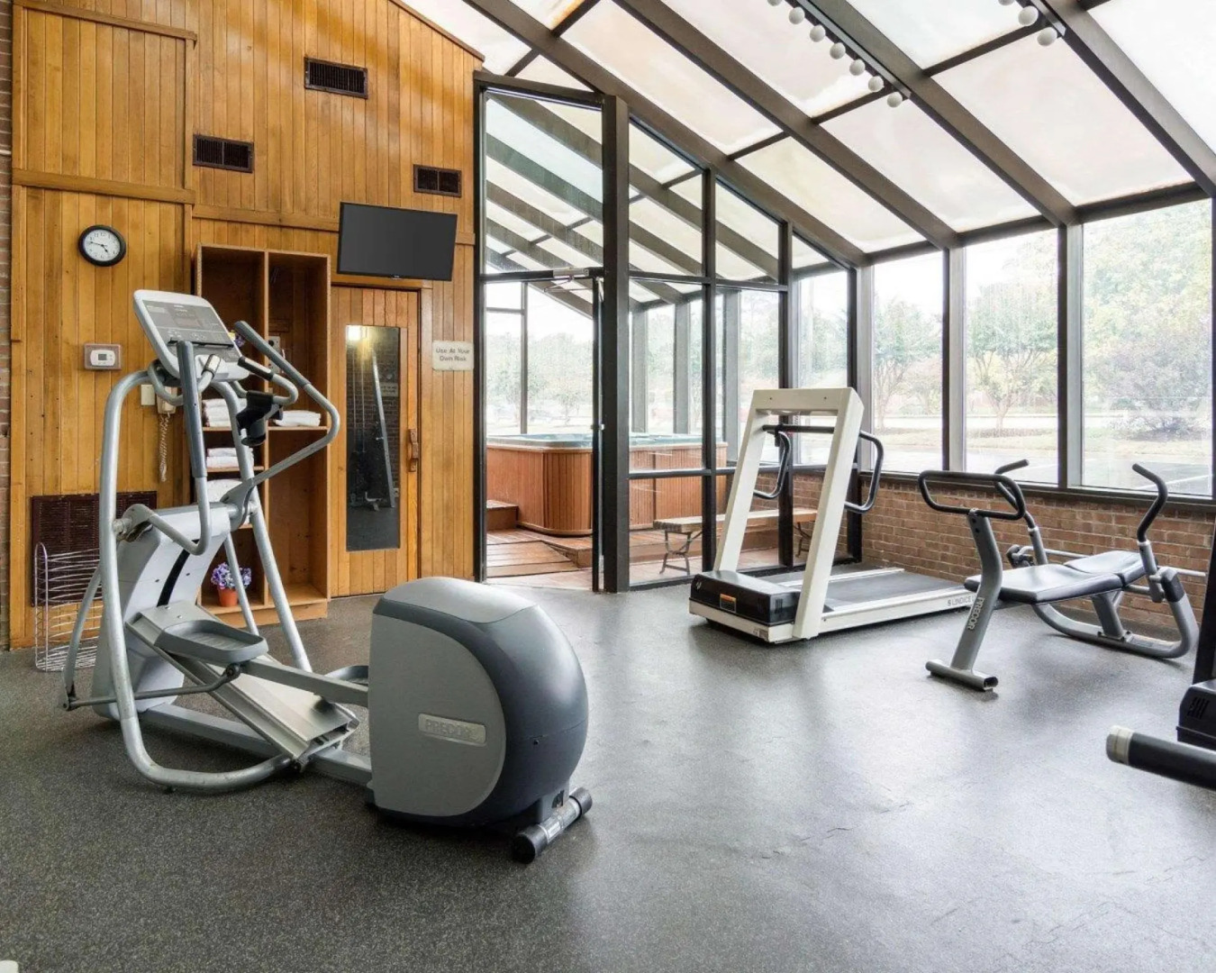 Rodeway Inn At Fort Lee