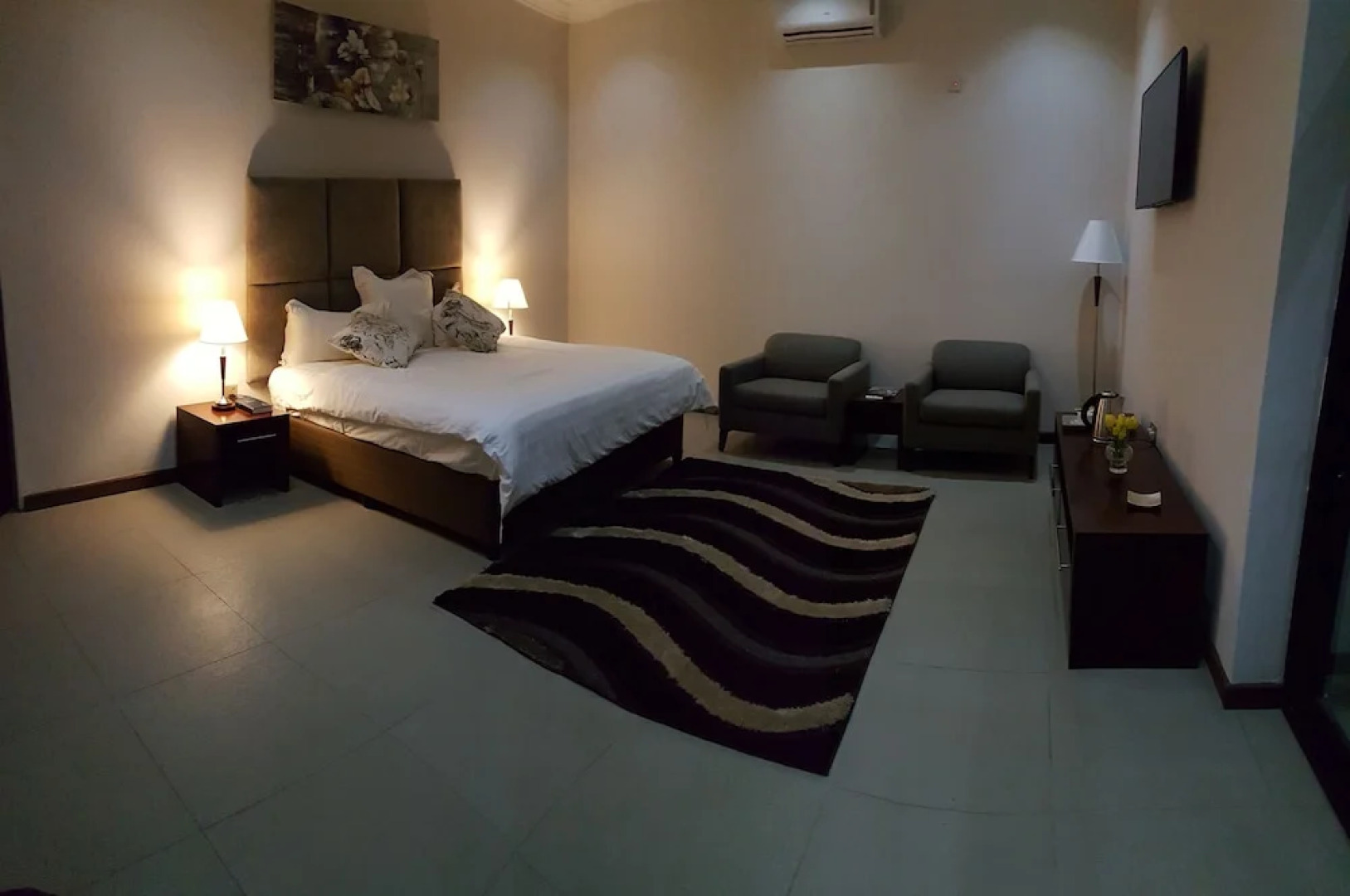 Cross Roads Lodge Kitwe