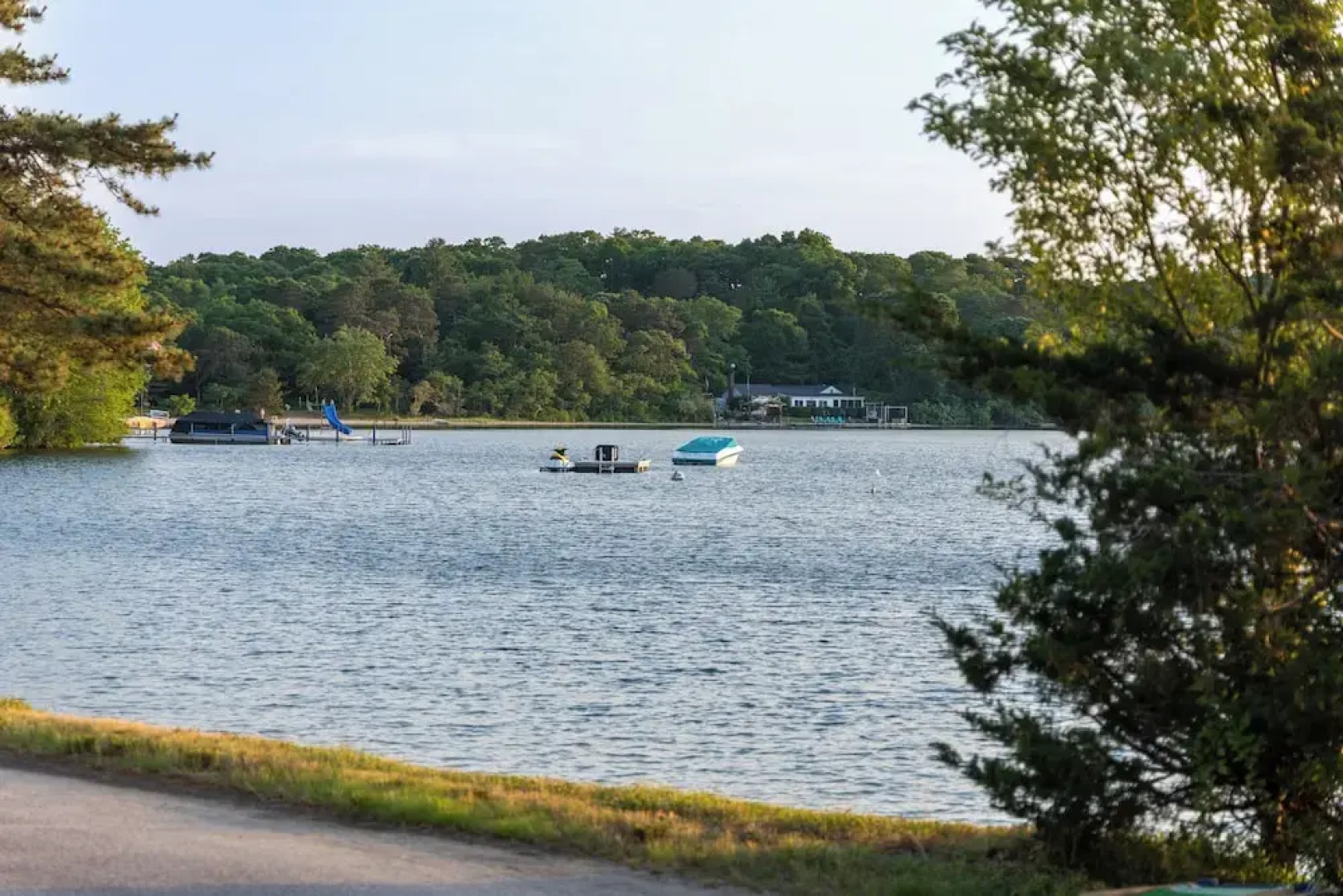 Private Pool & Screened Deck: Mashpee Home!