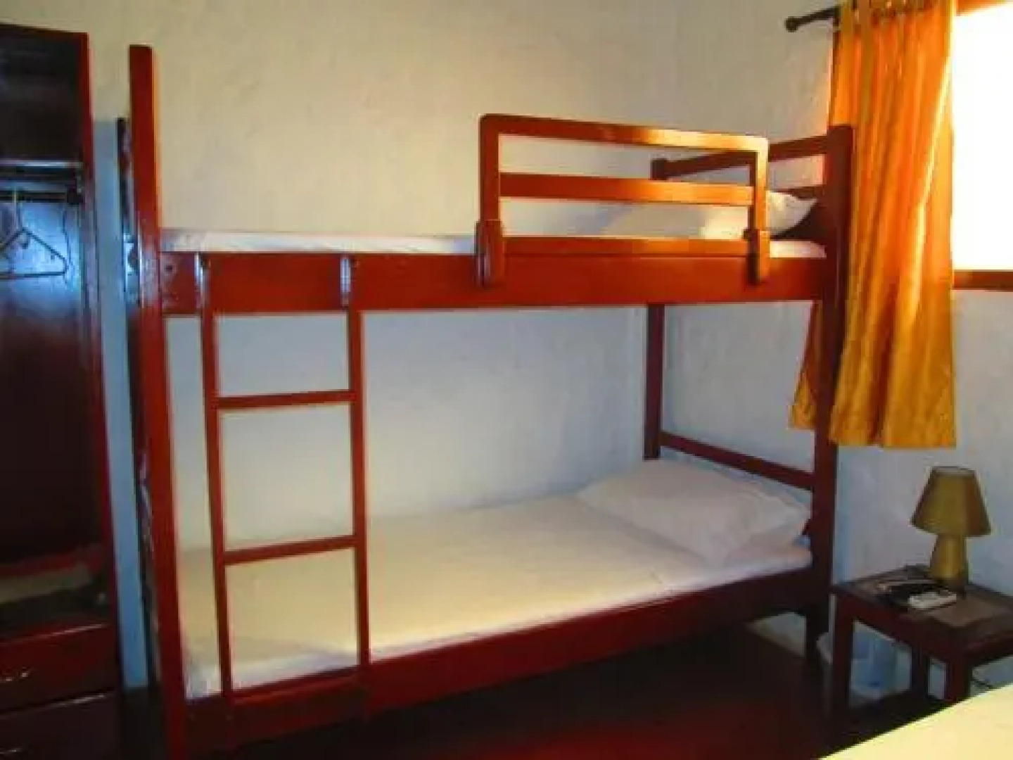 Big Ralph's Hostal & Restaurant