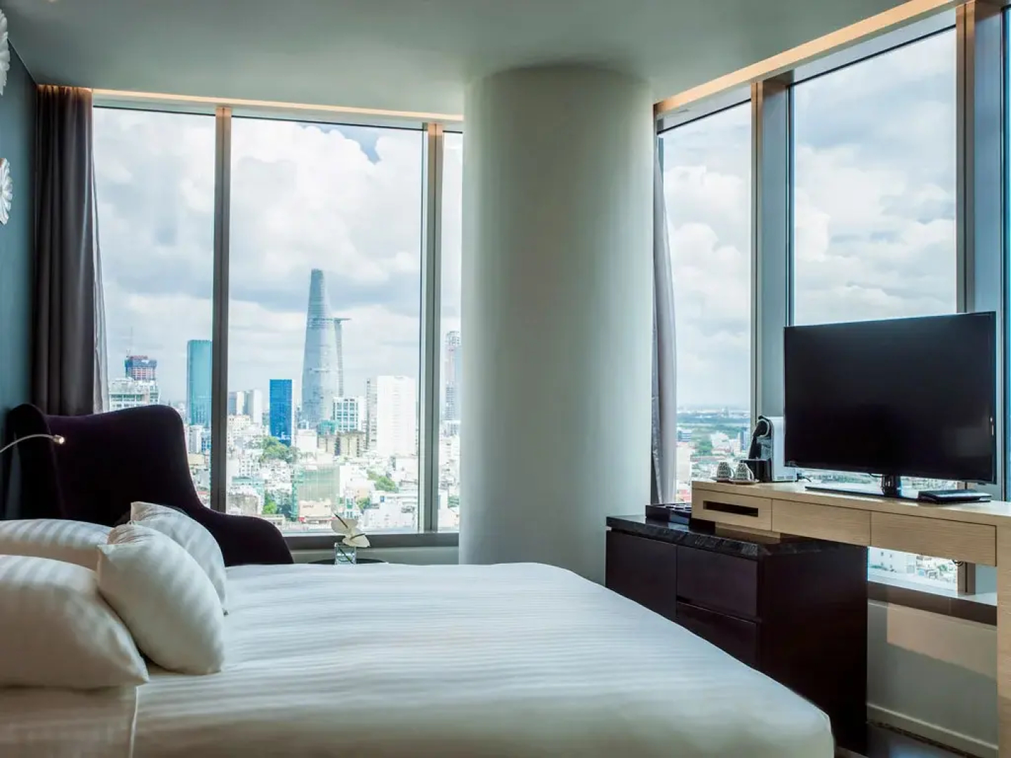 Pullman Saigon Centre
