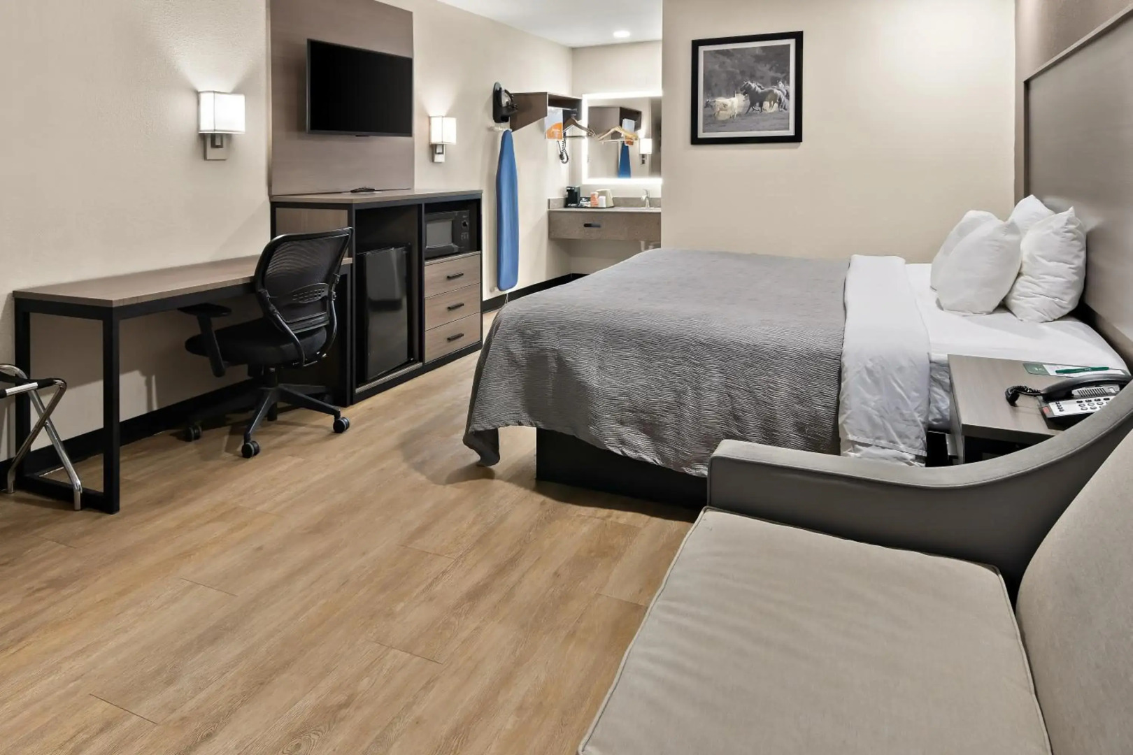 Quality Inn & Suites