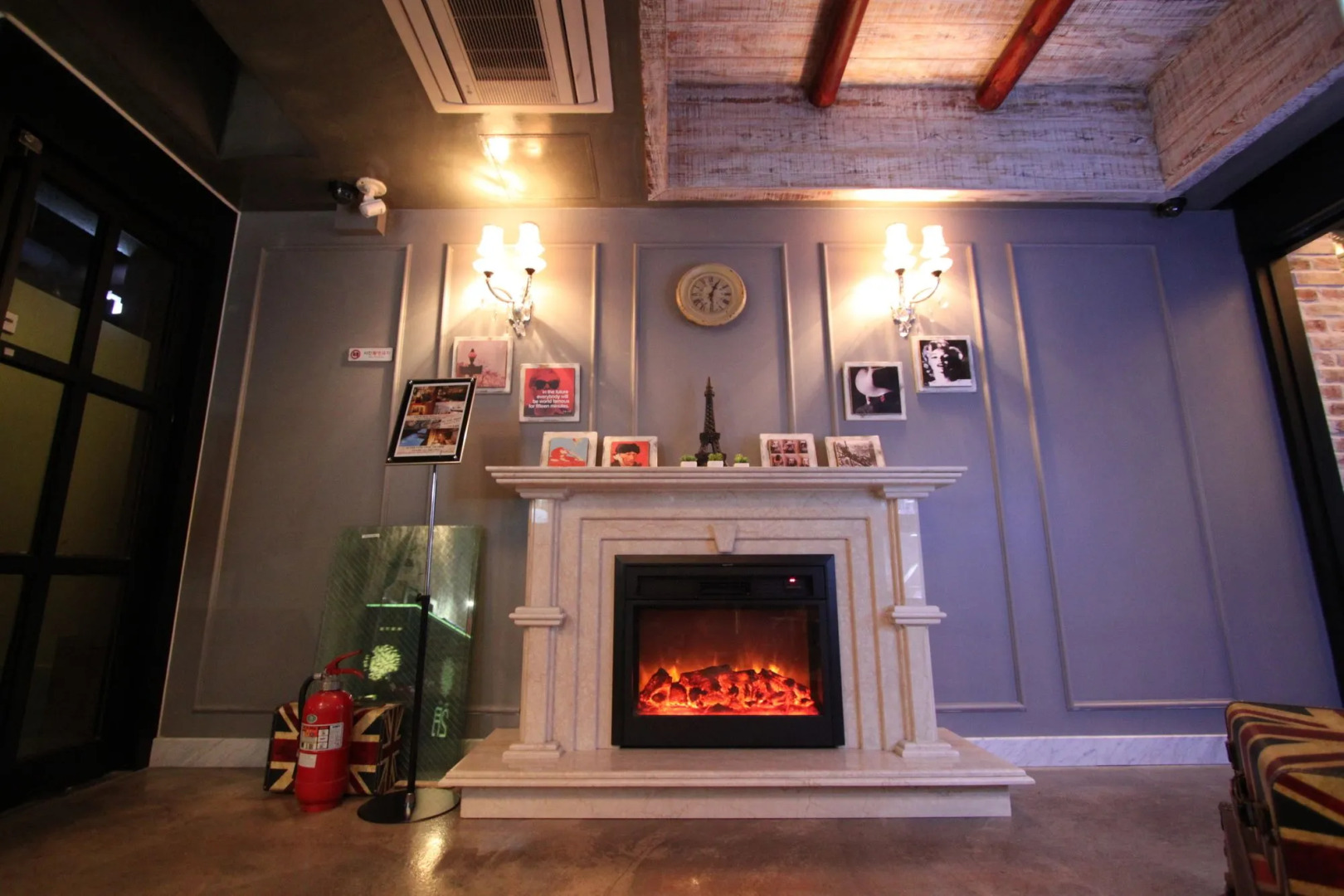 Hotel February Suseong