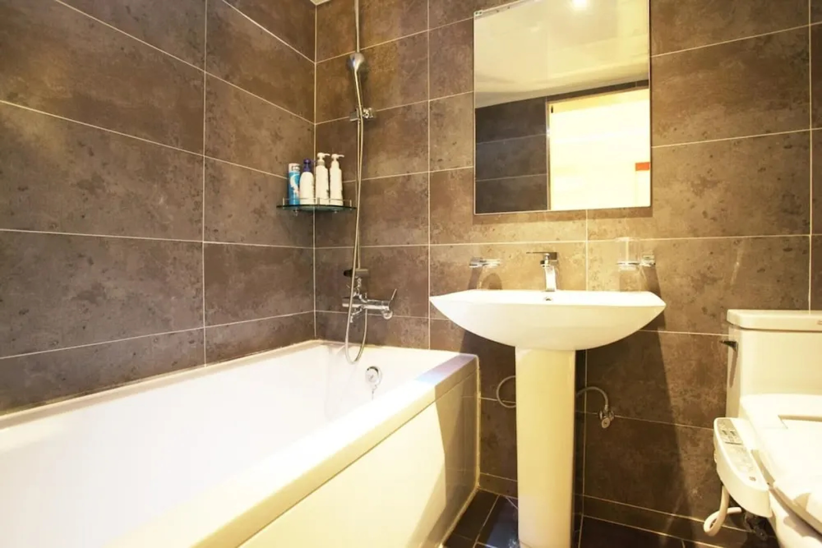 IMT 2 Hotel Wolgot