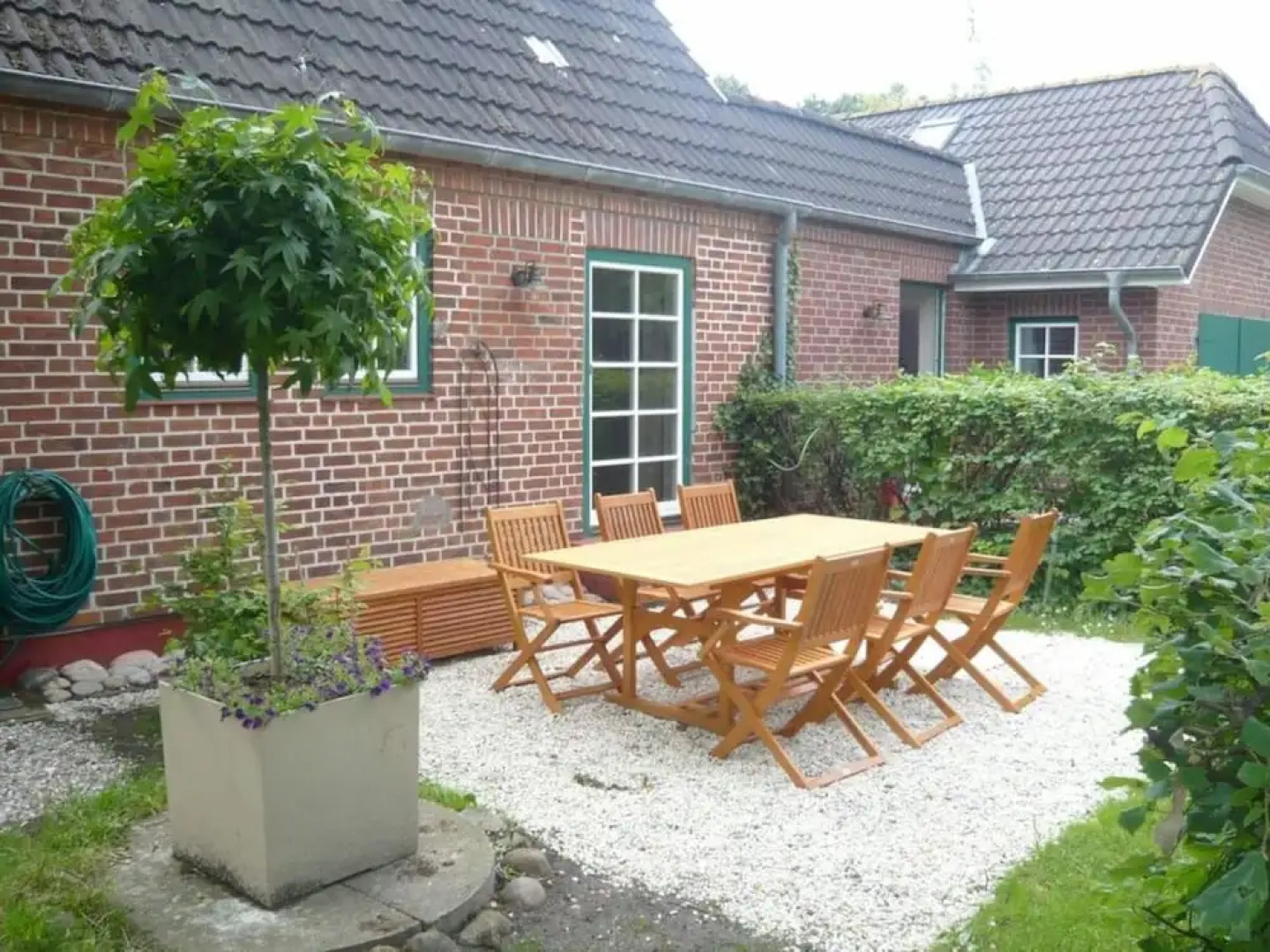 "luv With Shed" in House Smaswai 10