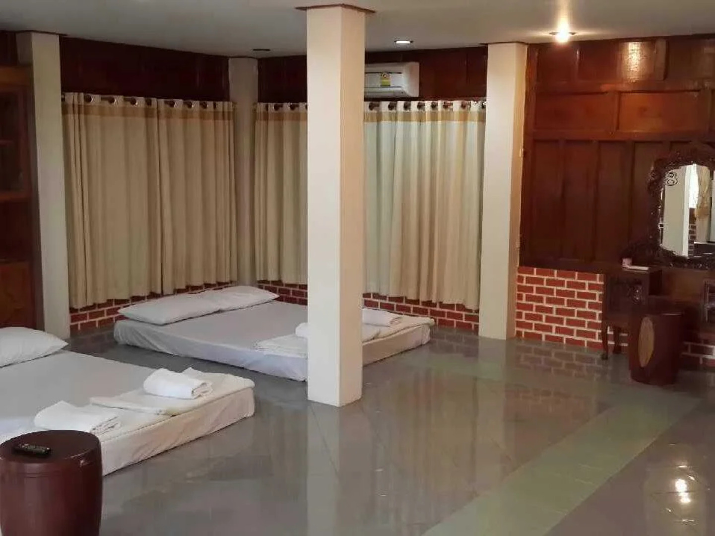 Baandin Rimnum Resort