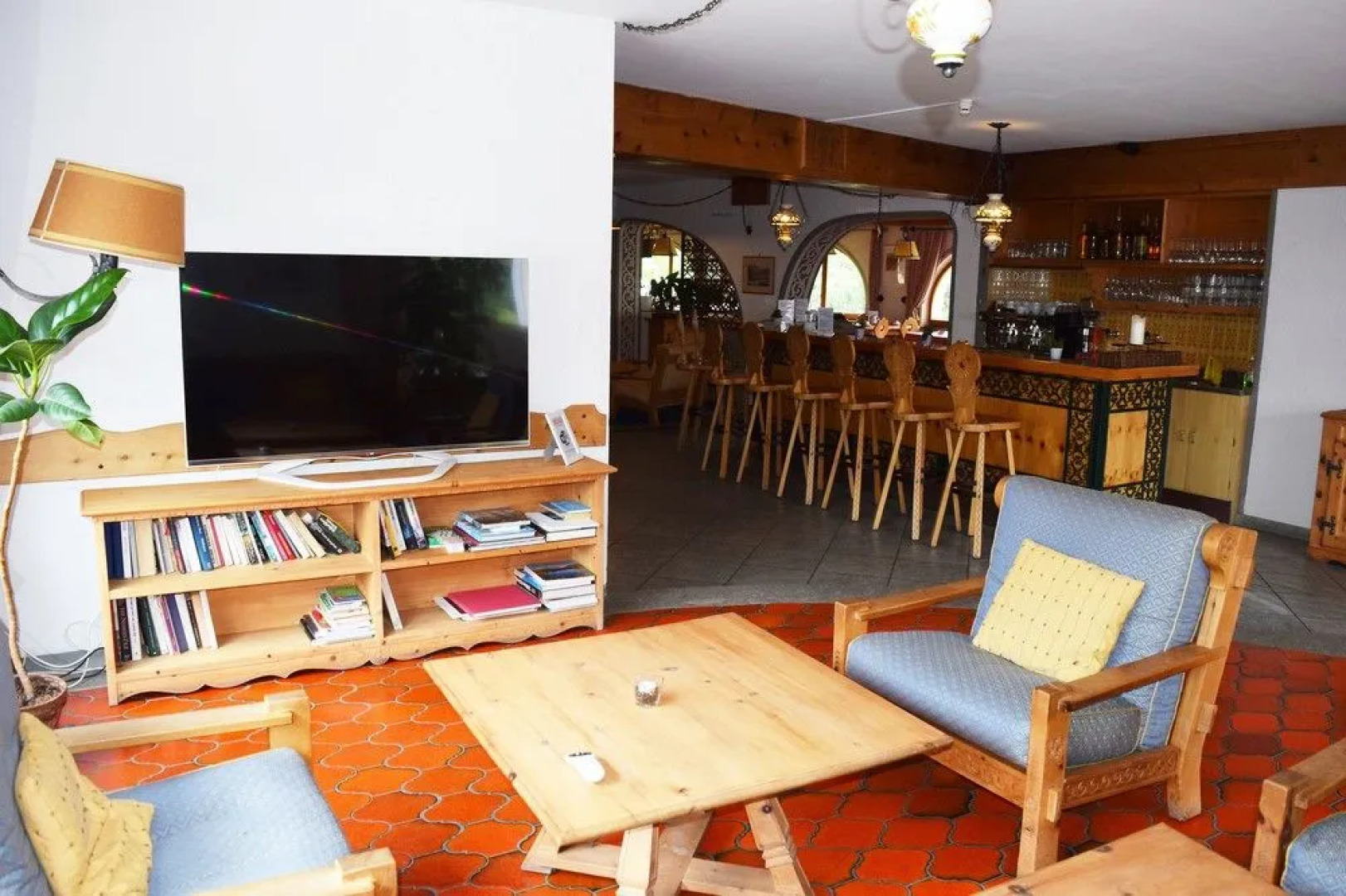 Guesthouse + Aparthotel Chesa Silva