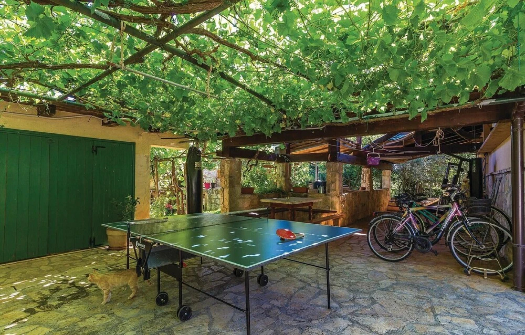 Amazing Home in Liznjan With Sauna, Wifi and 3 Bedrooms