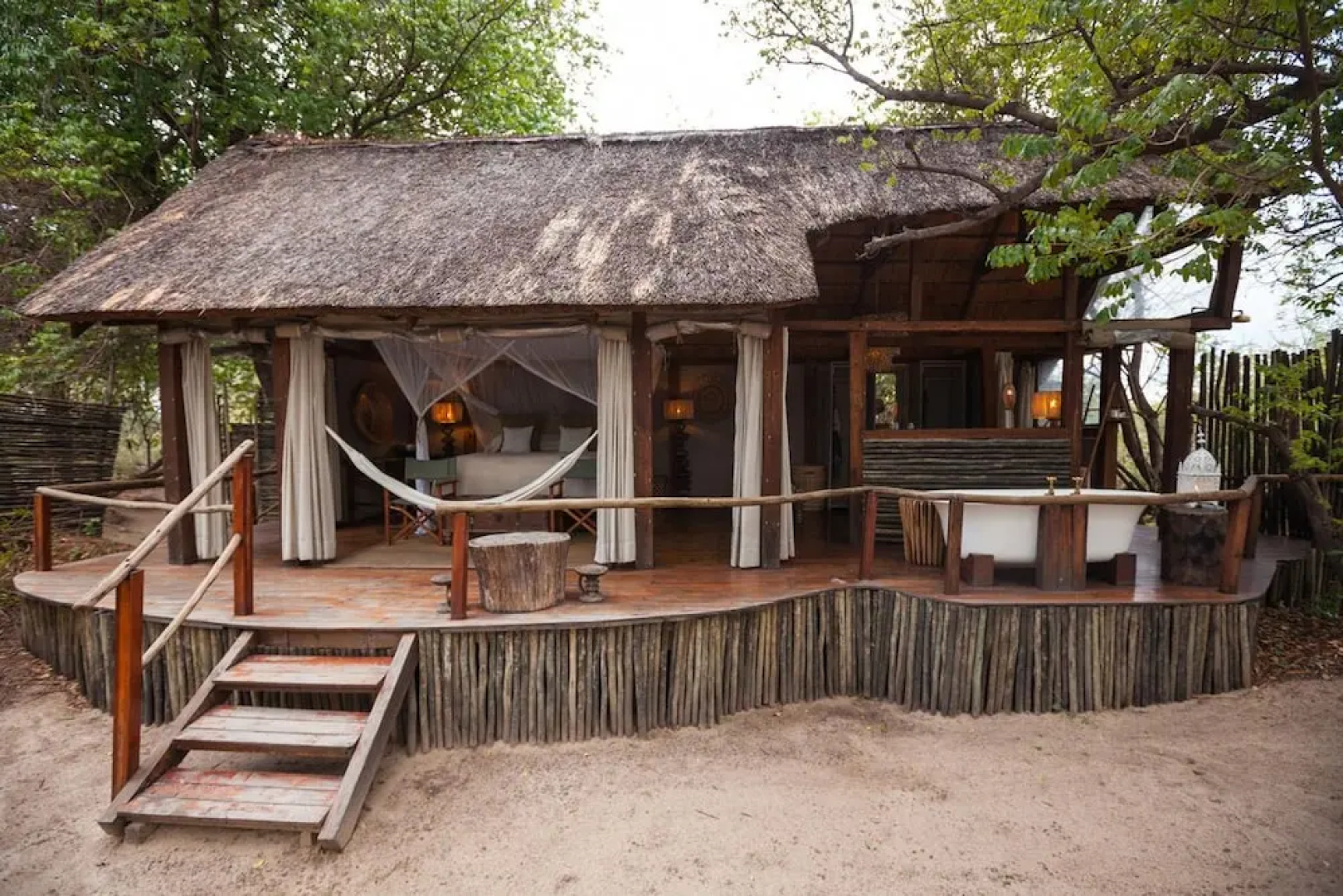Sindabezi Island Camp