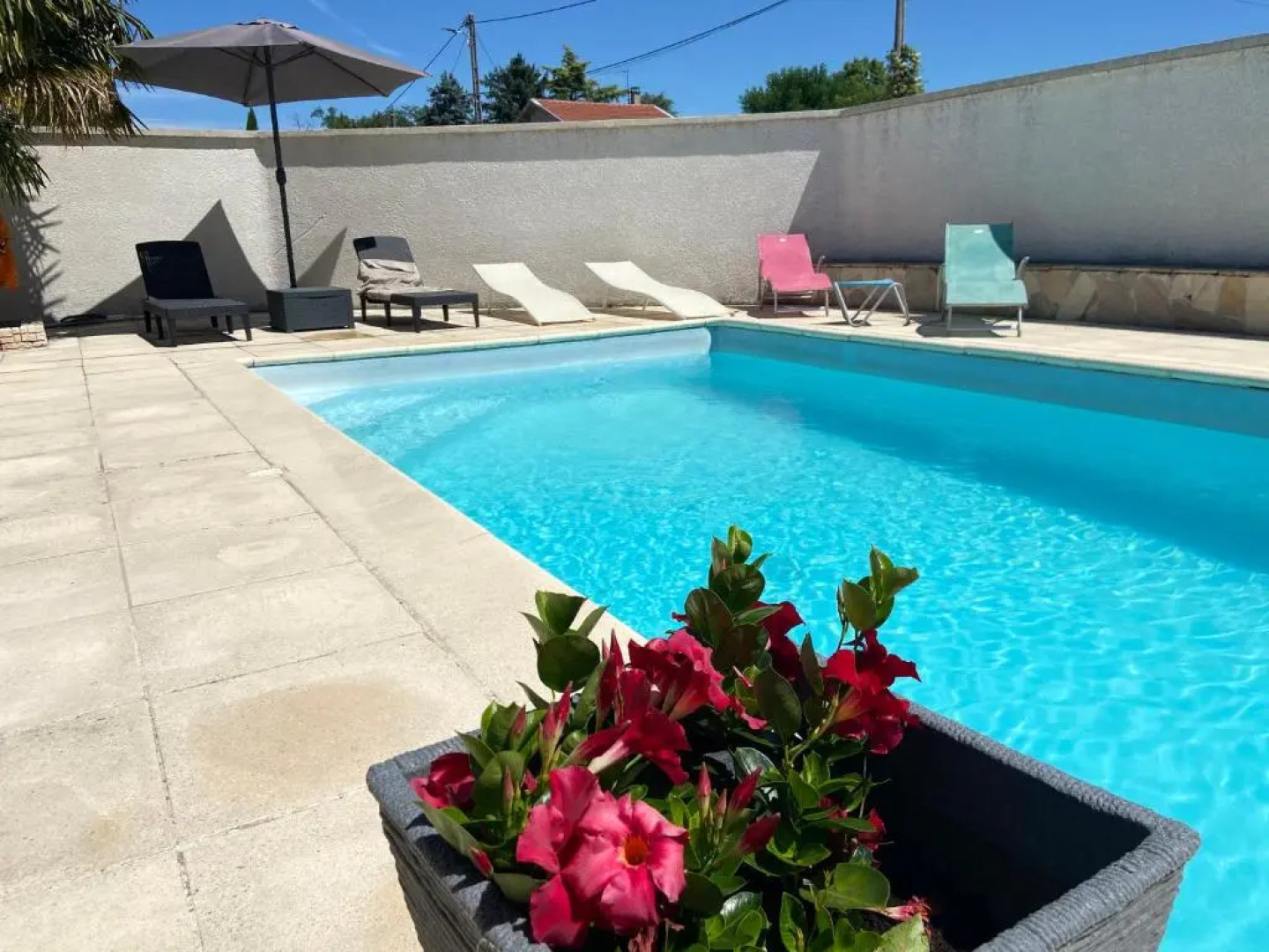 Maison entière 4 lits 8 pl avec jacuzzi proche du safari de Peaugres