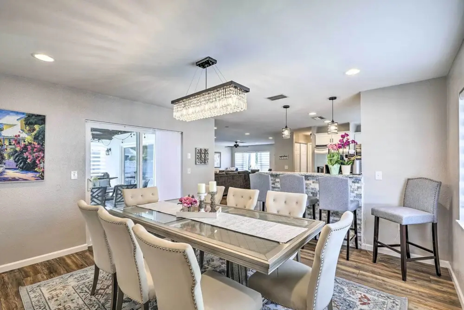 Lavish Holiday Home w/ Lanai & Heated Outdoor Pool