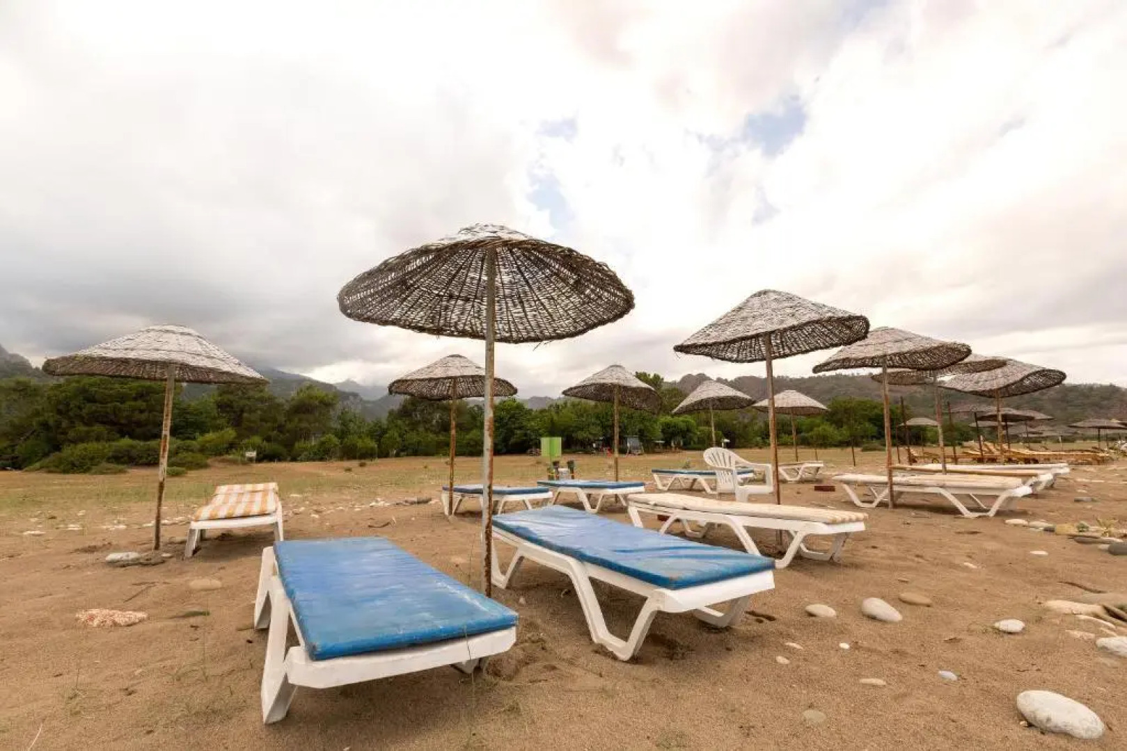 Secret Garden Bungalows & Tent Hotel