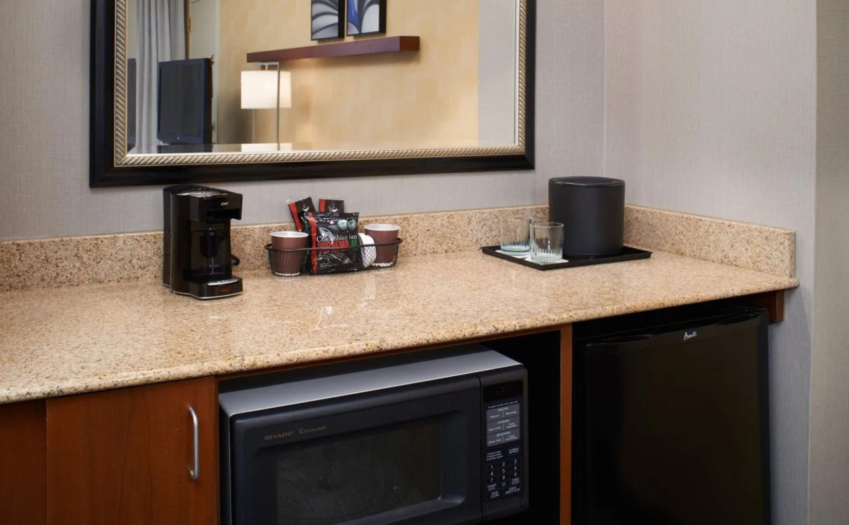 Courtyard by Marriott Detroit Livonia