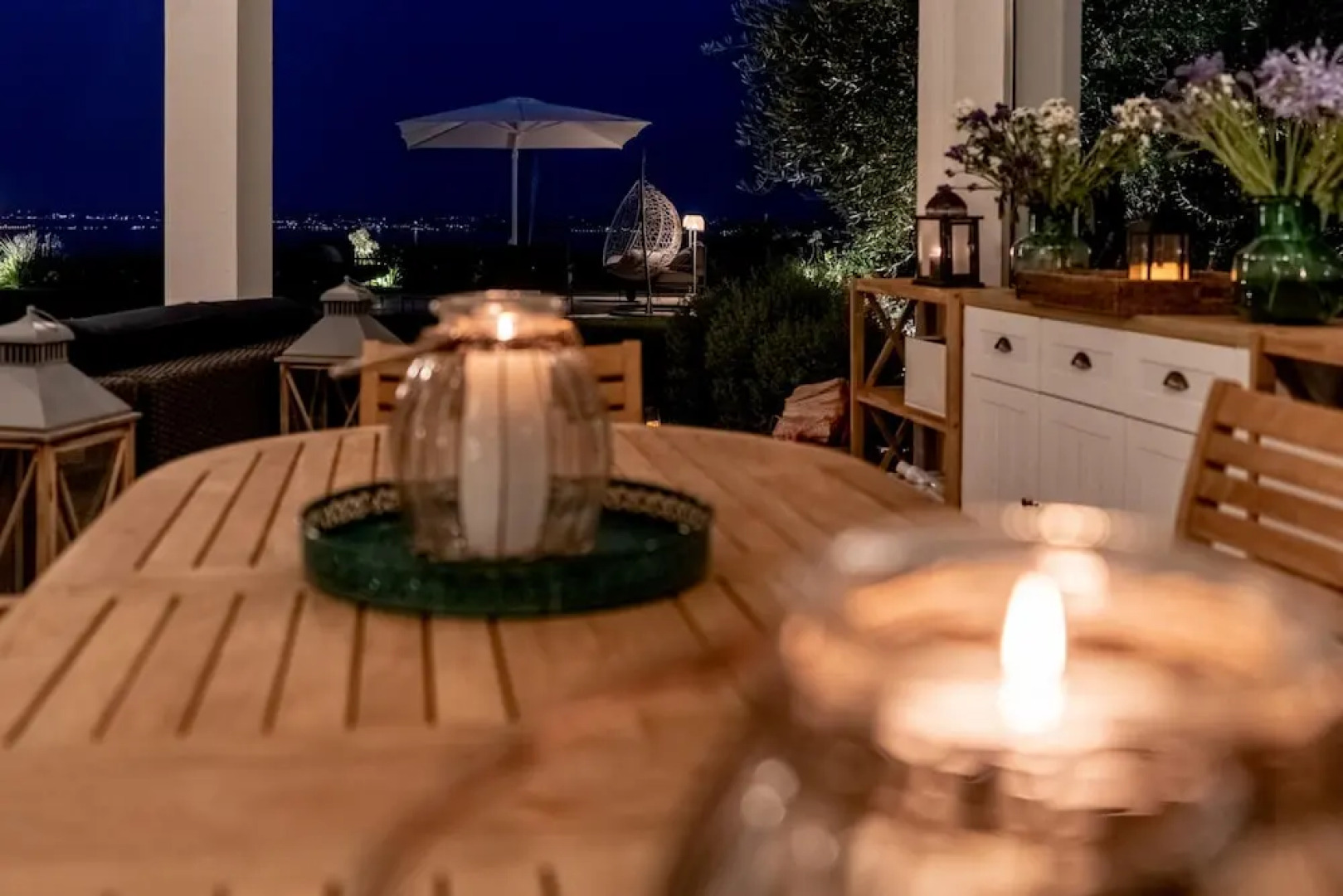 Charming Green and Blue Villa by Wonderful Italy