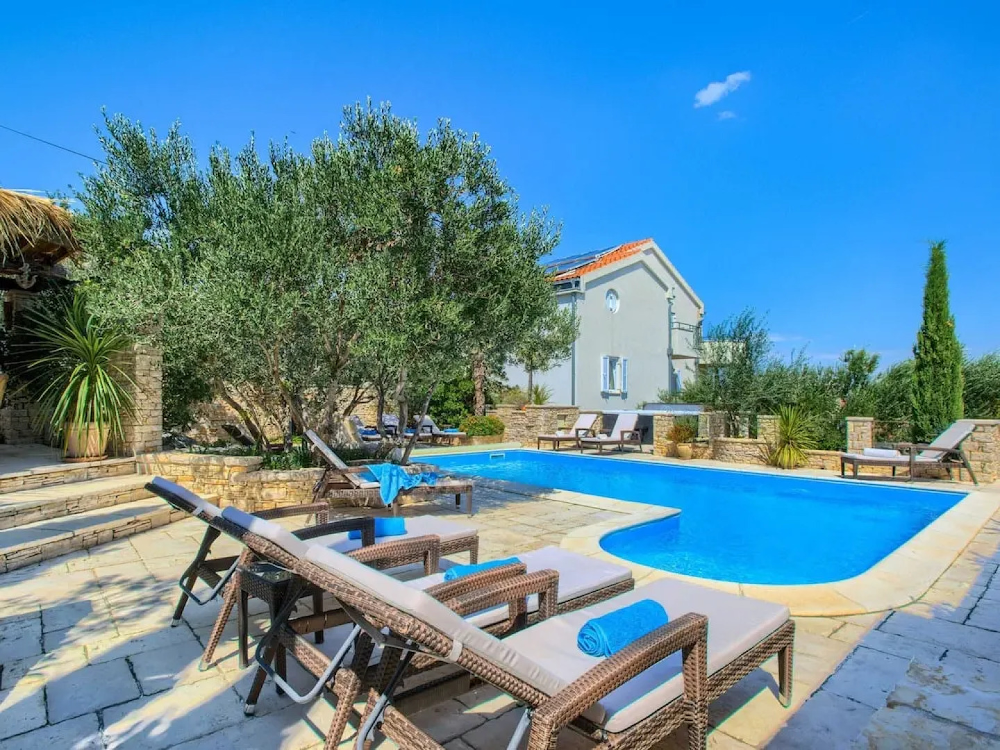 Apartment in Murter With Pool and Sea Views