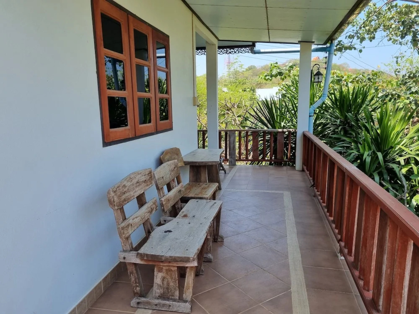 Sawasdee Sichang Resort