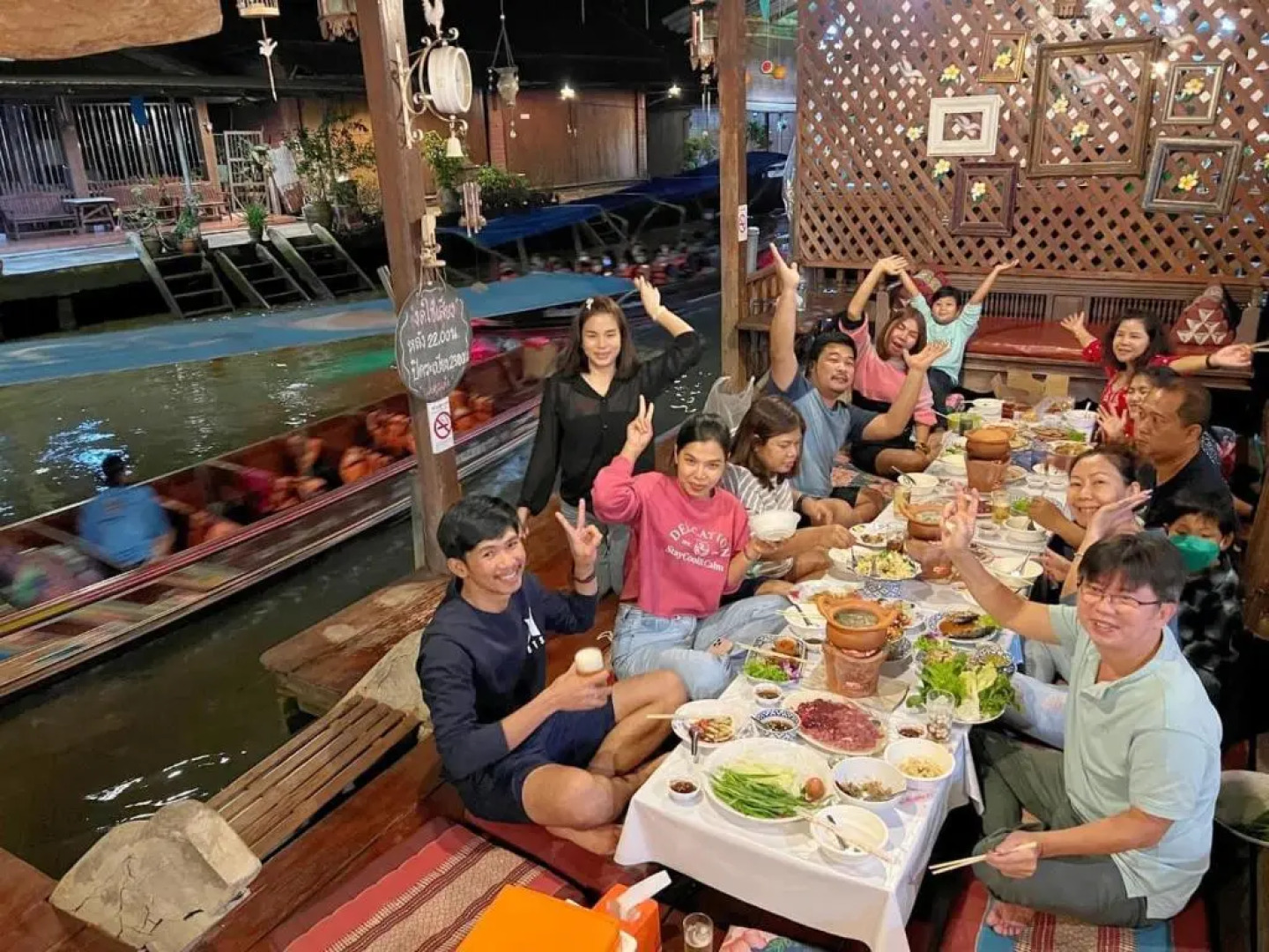Baanklong Amphawa Homestay
