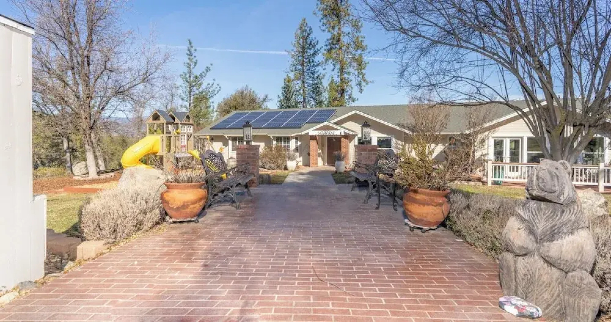 Awesome Views, Game Room, Hot Tub and More!